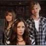 Today’s Music News: Edens Edge, Dierks Bentley, Brad Paisley, Phil Vassar